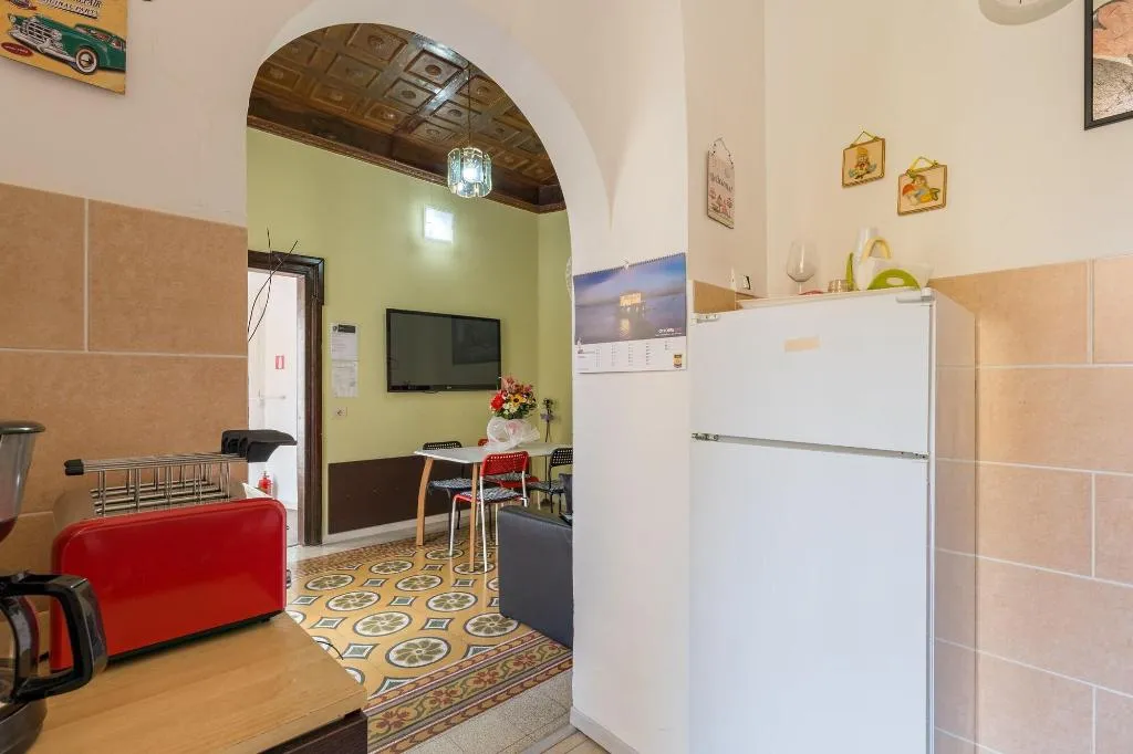 Room, Do Domus, Naples