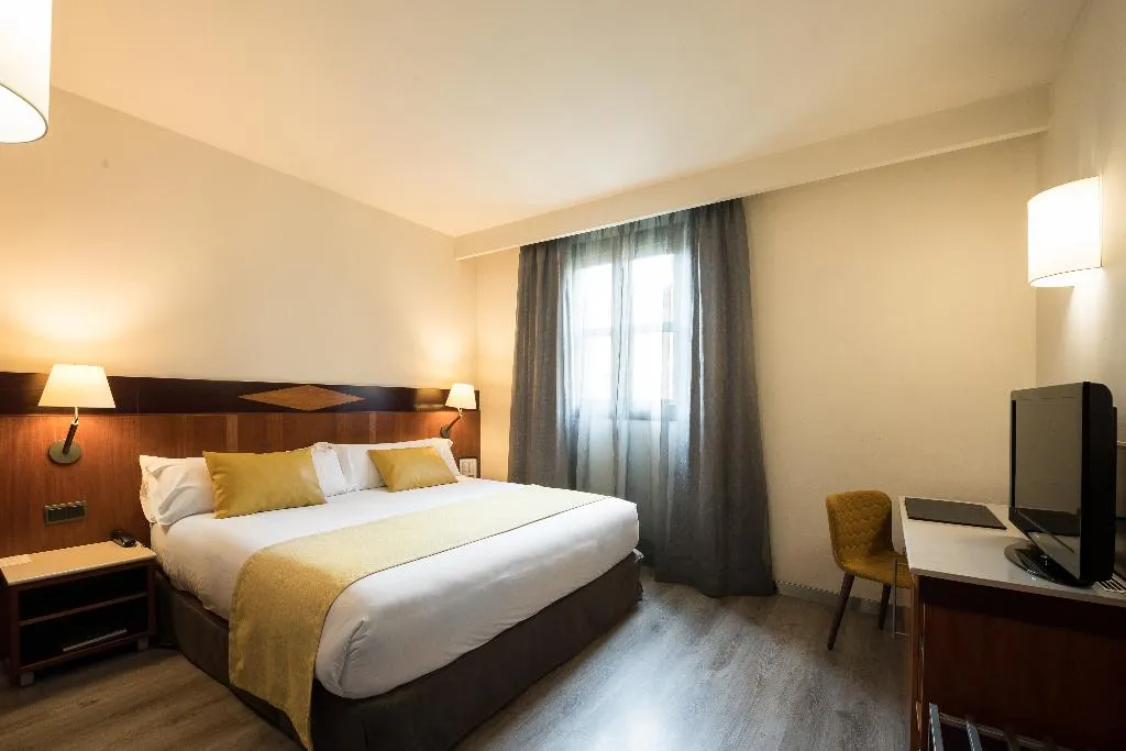 Double or Twin STANDARD Room, Catalonia Eixample 1864, Barcelona