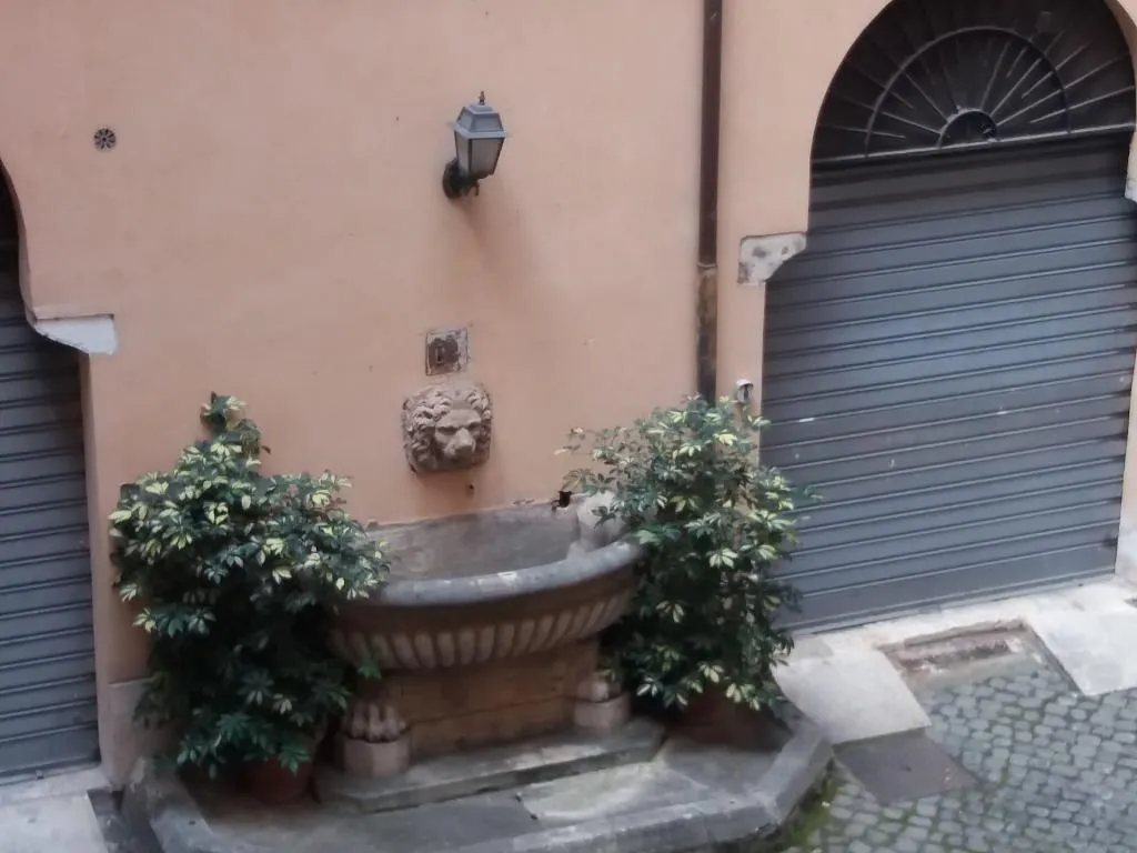 Room, Delsi Suites Pantheon, Rome