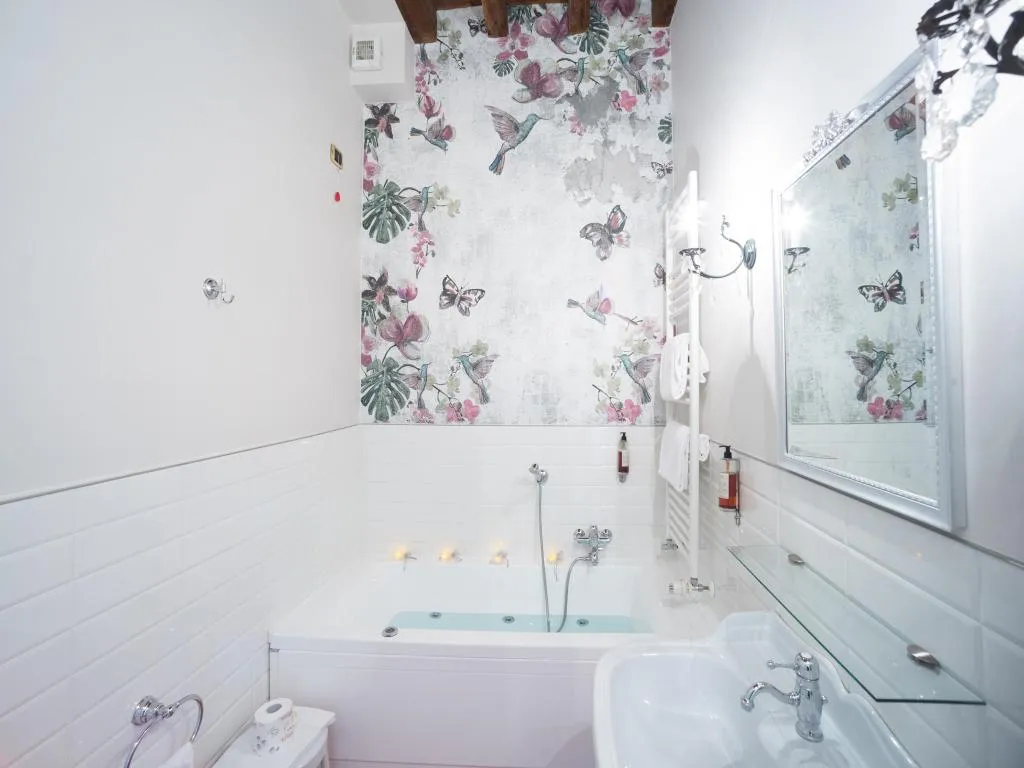 DOUBLE DELUXE WITH JACUZZI Room, Villa Gasparini, Venice