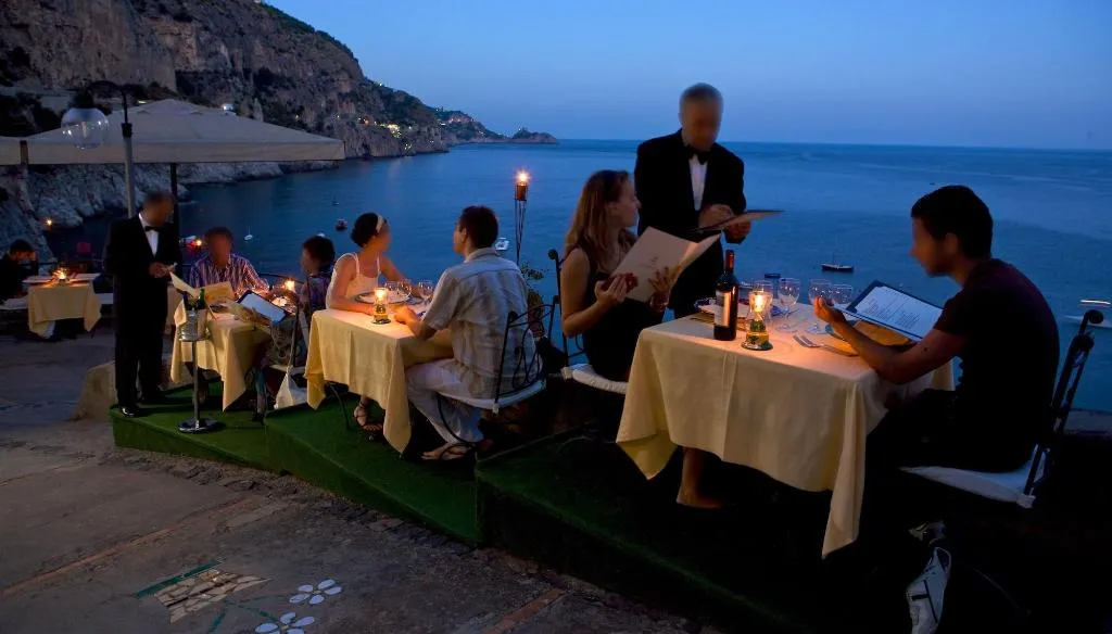 Conferences, Villa Corallium, Naples