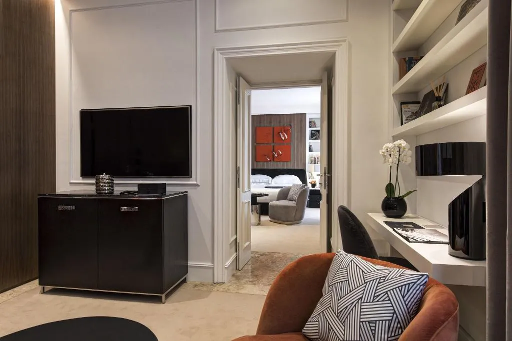 SUITE WITH VIEWS Room, The First Dolce, Rome