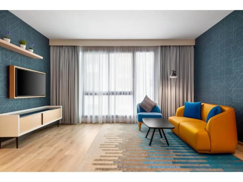 SUITE DELUXE Room, La Quinta by Wyndham Dubai Jumeirah, Dubai