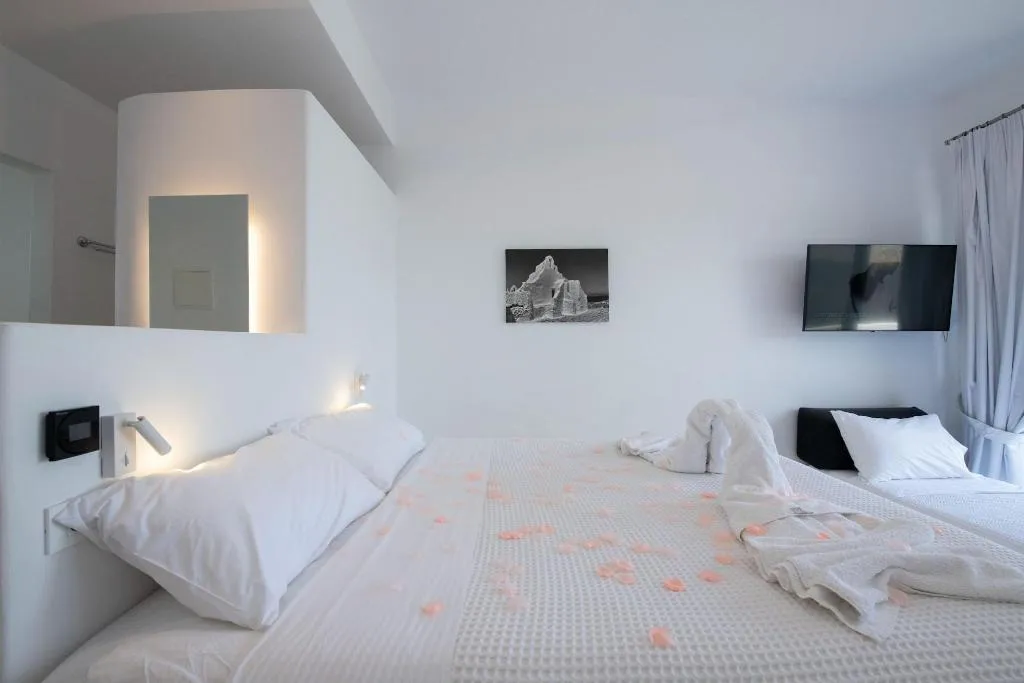 Room, Bianco A Nero, Mykonos