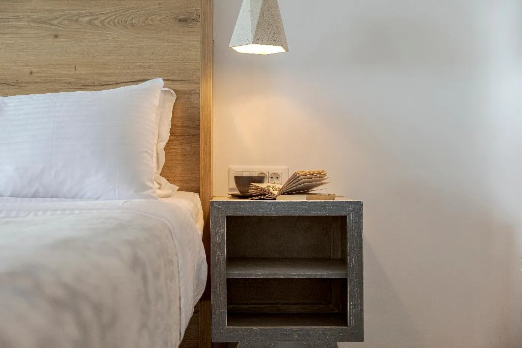 SUITE HONEYMOON Room, Afroessa Hotel, Santorini