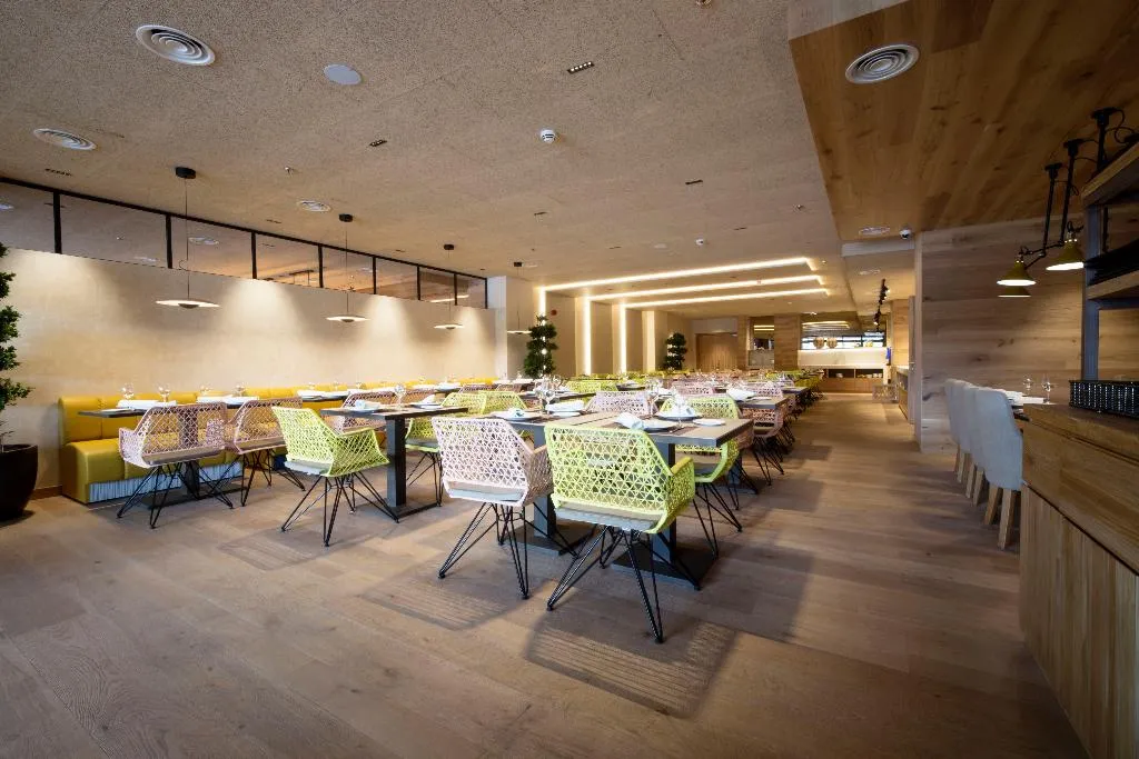 Restaurant, Zenit Sevilla, Seville