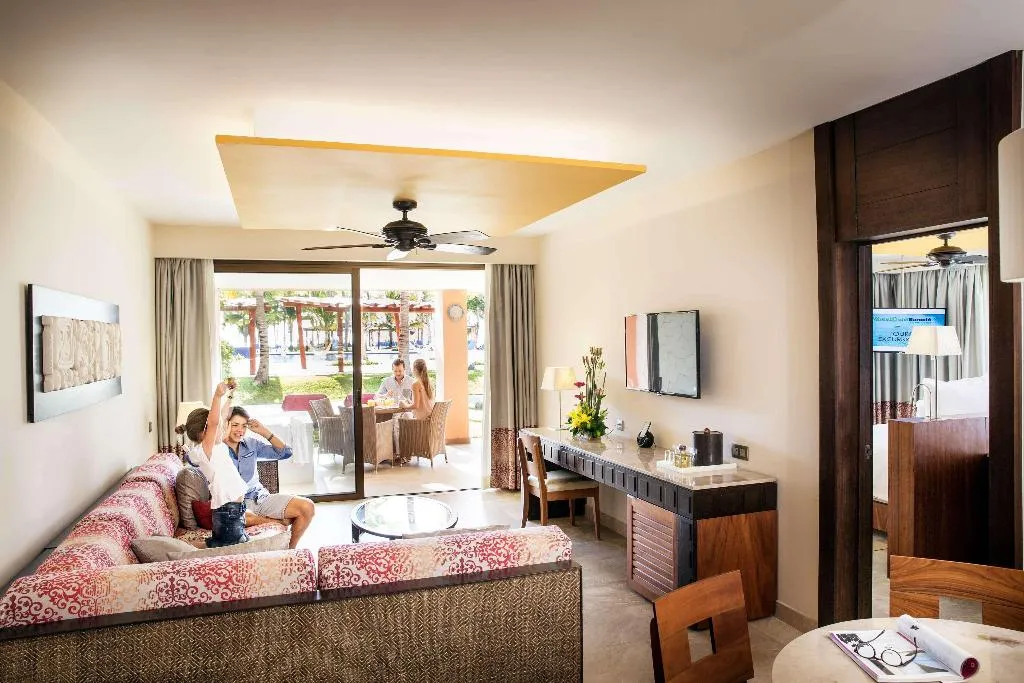 SUITE PREMIUM OCEAN FRONT Room, Barceló Maya Beach, Cancun Area