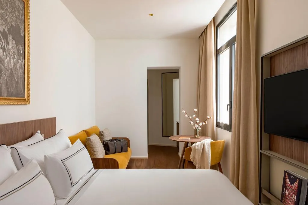 Room CONNECTING ROOM Room, Casa de las Artes, member of Melia Collection, Madrid
