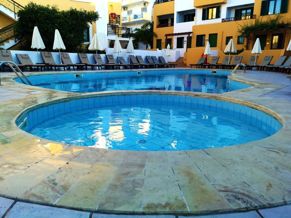 Pool, Elmi Suites Beach Hotel, Crete