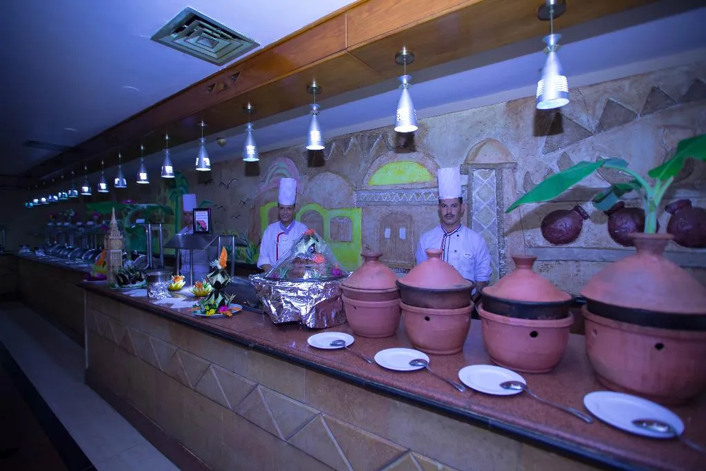 Restaurant, Le Pacha Resort, Red Sea Riviera