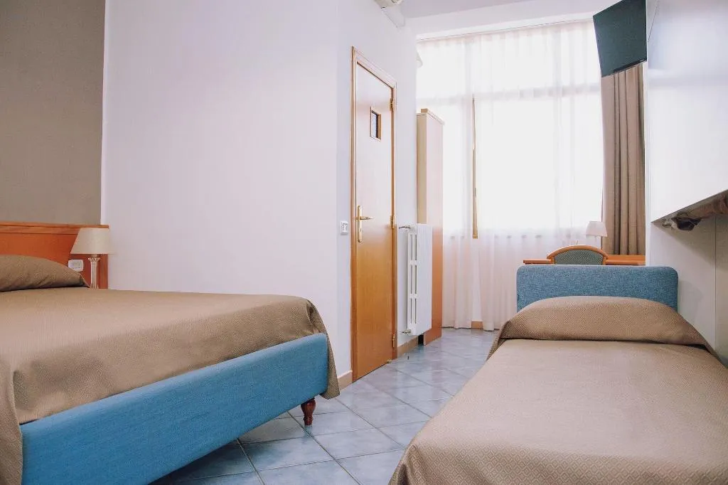 Room, Hotel Piccolo Sogno, Naples