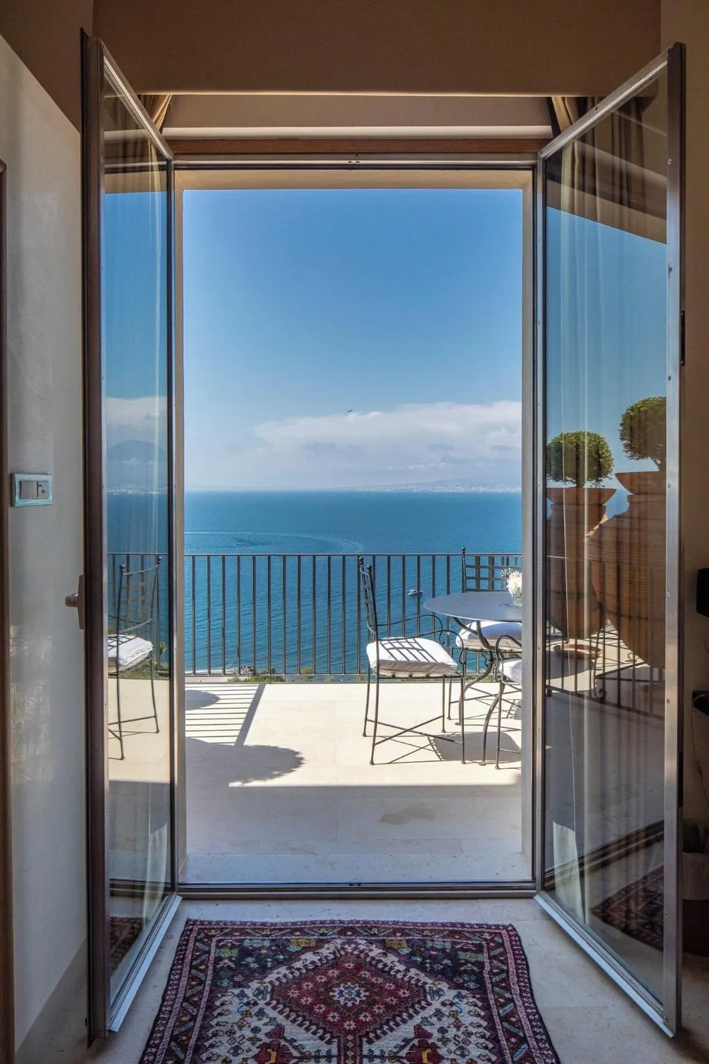 Terrace, Grand Hotel Angiolieri, Naples
