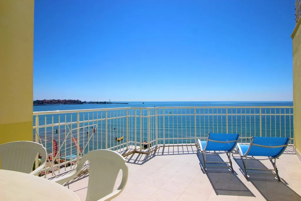 APARTMENT SEA VIEW ONE BEDROOM Room, Perla Apartments, Bourgas