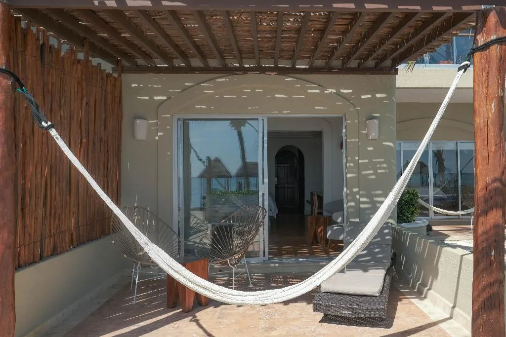 JUNIOR SUITE BEACH FRONT Room, Mereva Tulum, Cancun Area