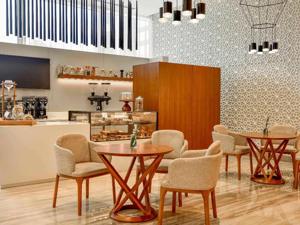 Restaurant, Grand Mercure Dubai City, Dubai