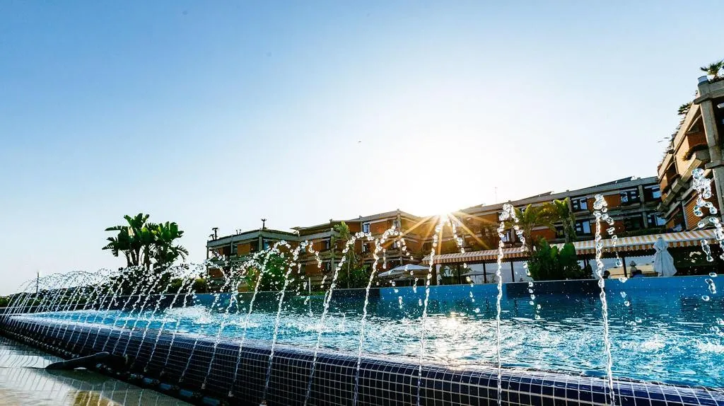 Pool, Four Points by Sheraton Catania Hotel & Conference, Catania