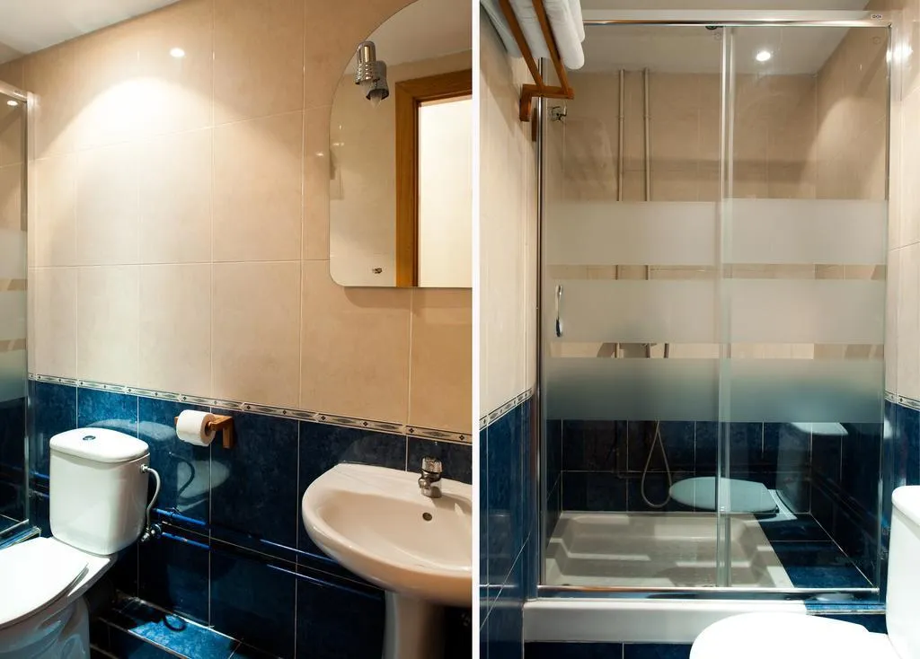 TRIPLE STANDARD Room, Studios Pelayo, Barcelona