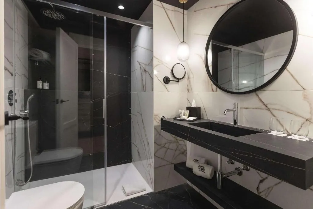JUNIOR SUITE QUEEN SIZE BED Room, Barcelona Catedral, Barcelona