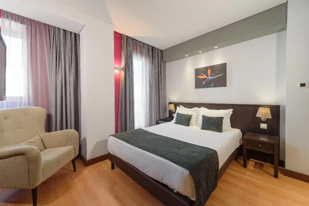 DOUBLE DELUXE WITH BALCONY Room, Hotel Luena, Lisbon