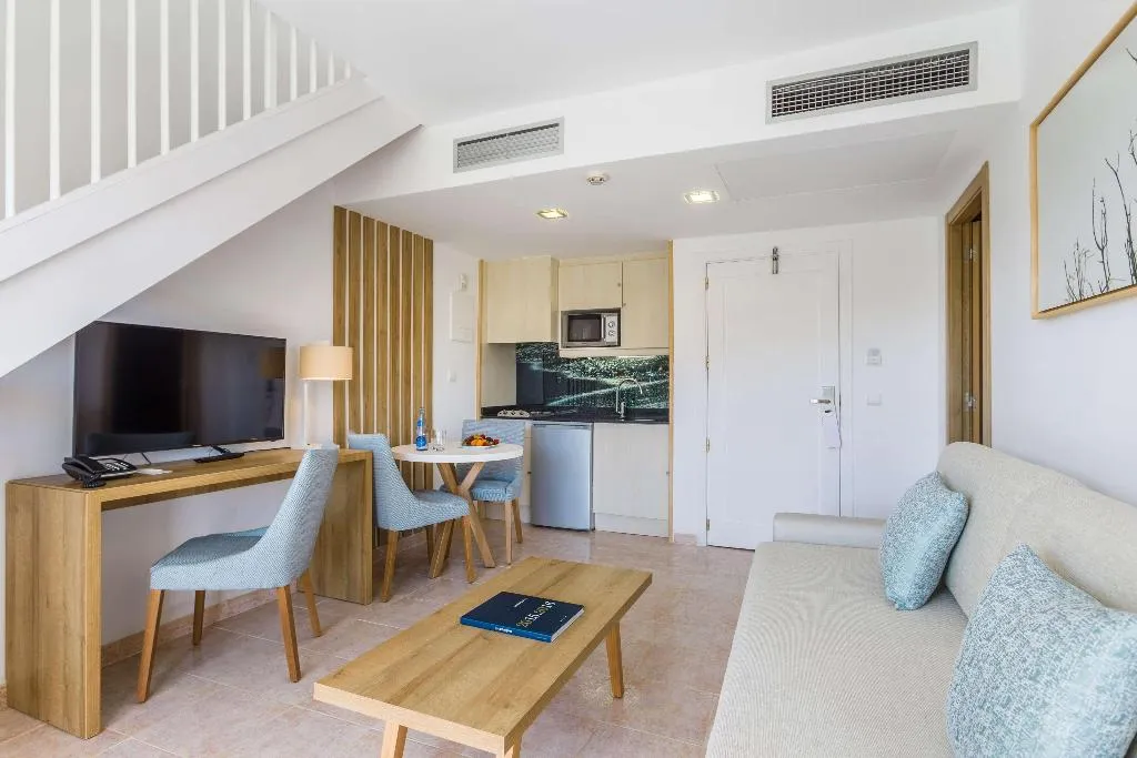 Room, Zafiro Palmanova, Majorca