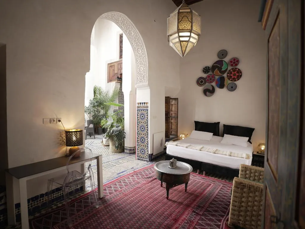 DOUBLE DELUXE KING BED Room, Dar 7 Louyat, Fez