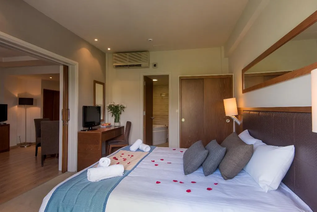 SUITE HONEYMOON Room, Rodon Hotel And Resort, Cyprus