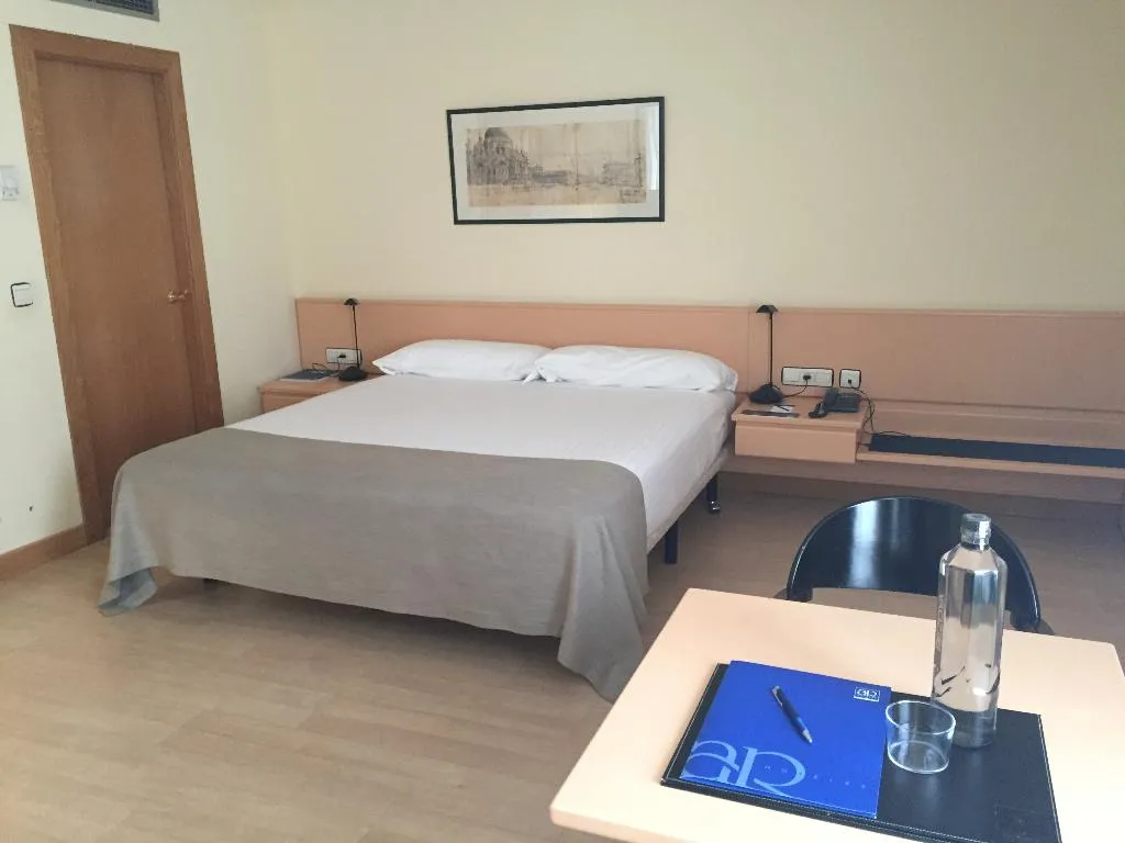 DOUBLE SINGLE USE STANDARD Room, Hotel AR Parquesur, Madrid