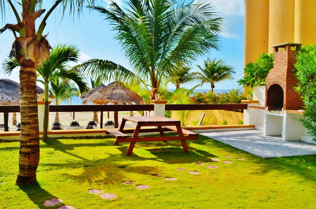 Beach, Arrecifes Suites, Cancun Area