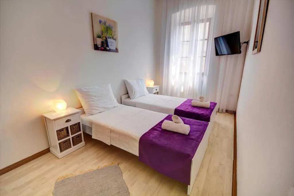 Room, City point rooms & more, Istria