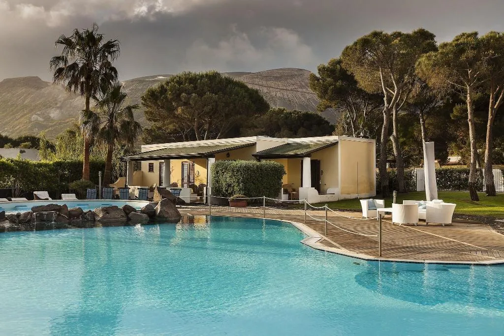Pool, Orsa Maggiore, Palermo