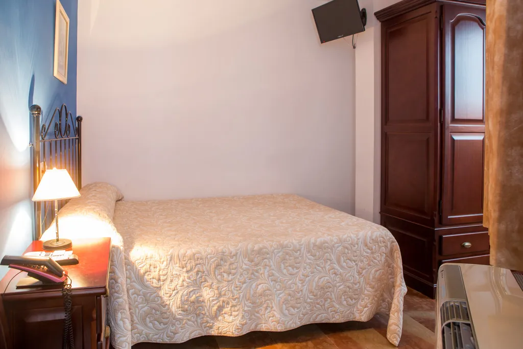 SINGLE STANDARD Room, San Cayetano, Costa Del Sol