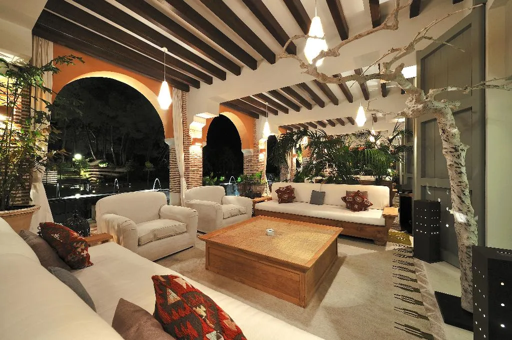 Terrace, Gran Marbella Resort & Beach Club, Costa Del Sol