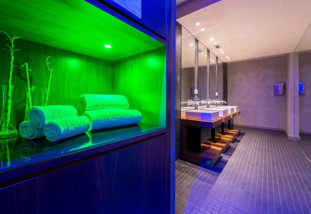 Sports and Entertainment, Hotel Barcelona Condal Mar Affiliated by Meliá, Barcelona