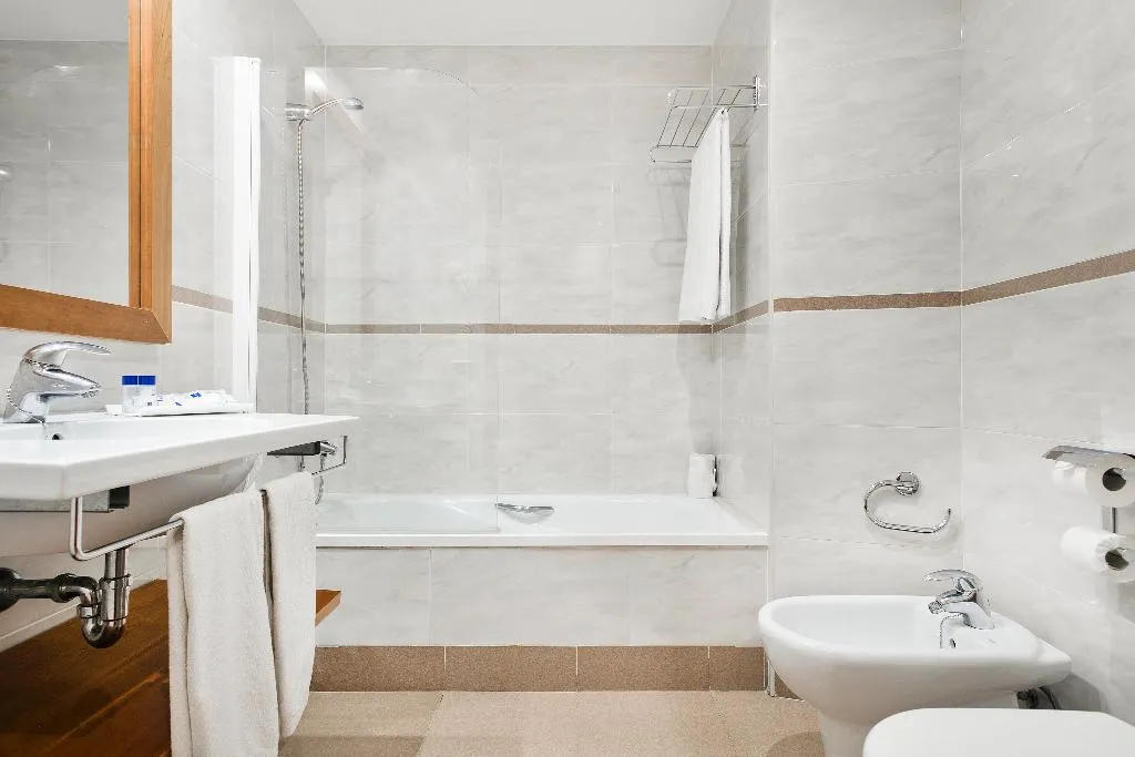 SINGLE STANDARD Room, Best Aranea, Barcelona