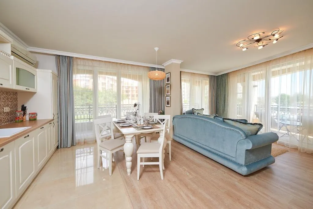 APARTMENT SEA VIEW Room, Penelope Palace, Bourgas