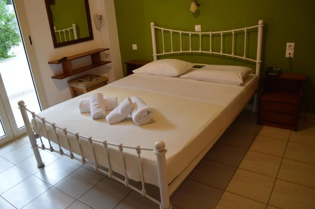 Room, Nikos Apartments, Crete