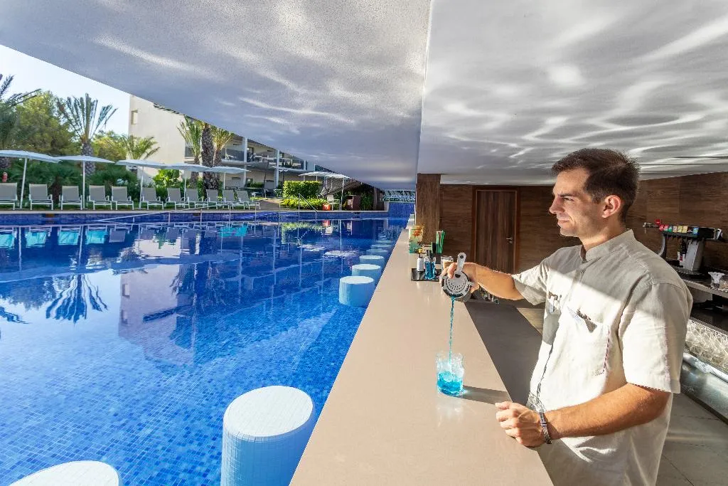 Bar, Zafiro Palace Palmanova, Majorca