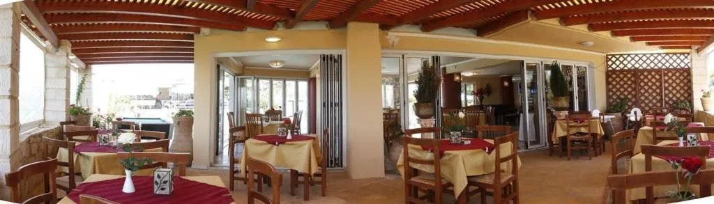 Restaurant, Futura, Crete