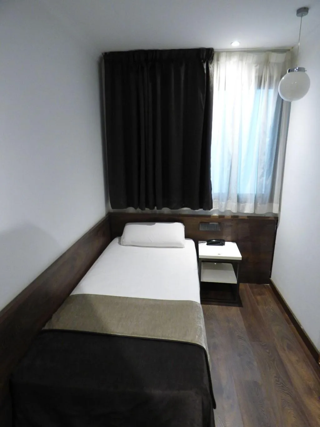 Room, Moderno, Barcelona