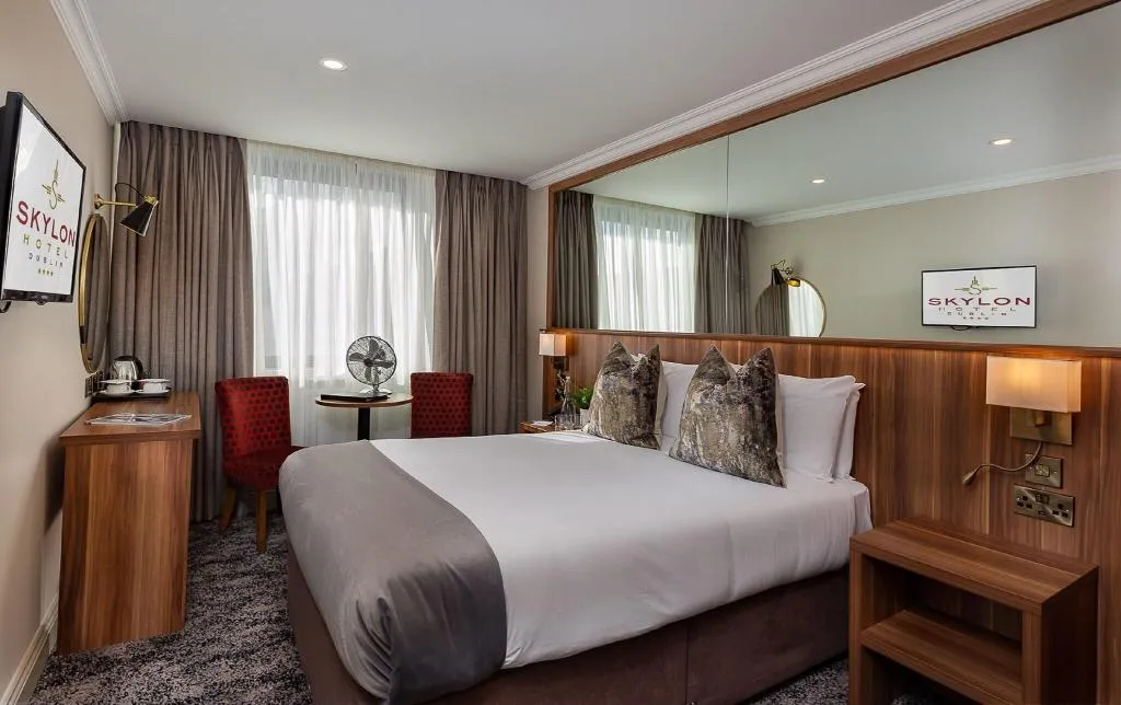 DOUBLE STANDARD Room, Dublin Skylon Hotel, Dublin