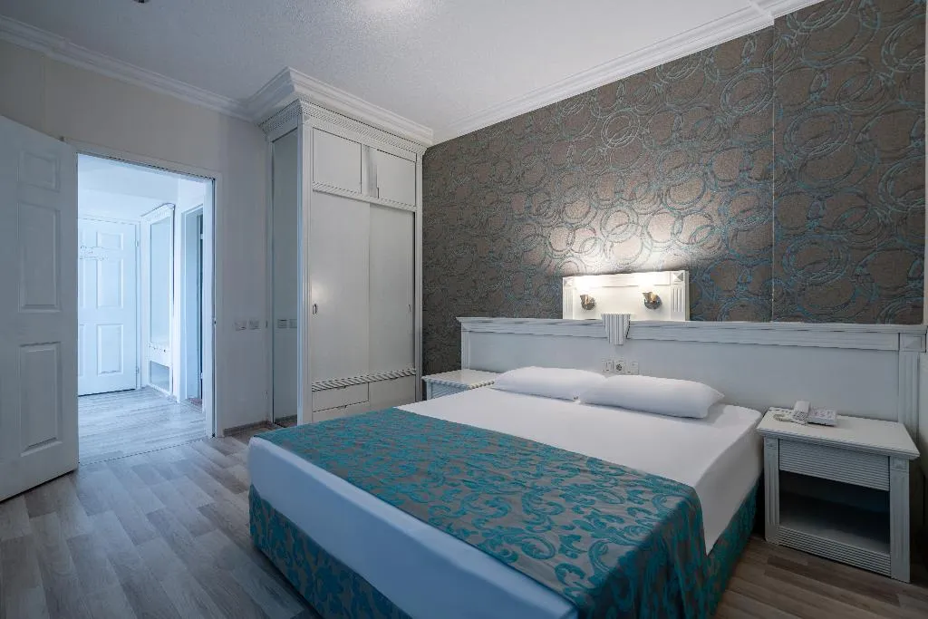 FAMILY ROOM STANDARD Room, The Garden Beach Hotel, Antalya
