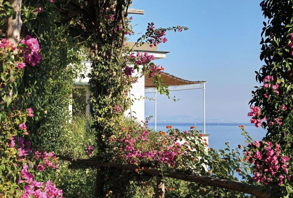 Terrace, Hotel Santa Caterina, Naples