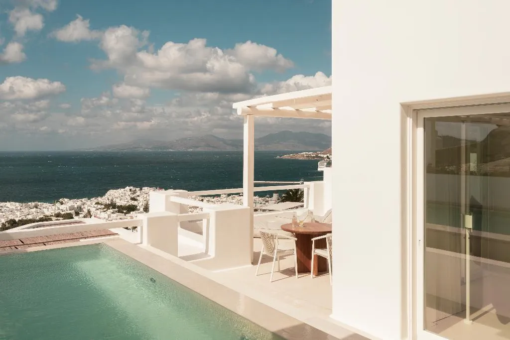 SUITE SEA VIEW WITH PRIVATE POOL Room, Lovia Mykonos, Mykonos