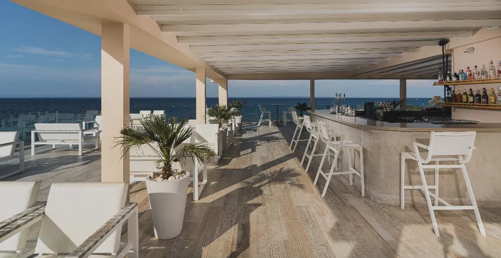 Bar, Alexandra Beach Resort and Spa, Zante