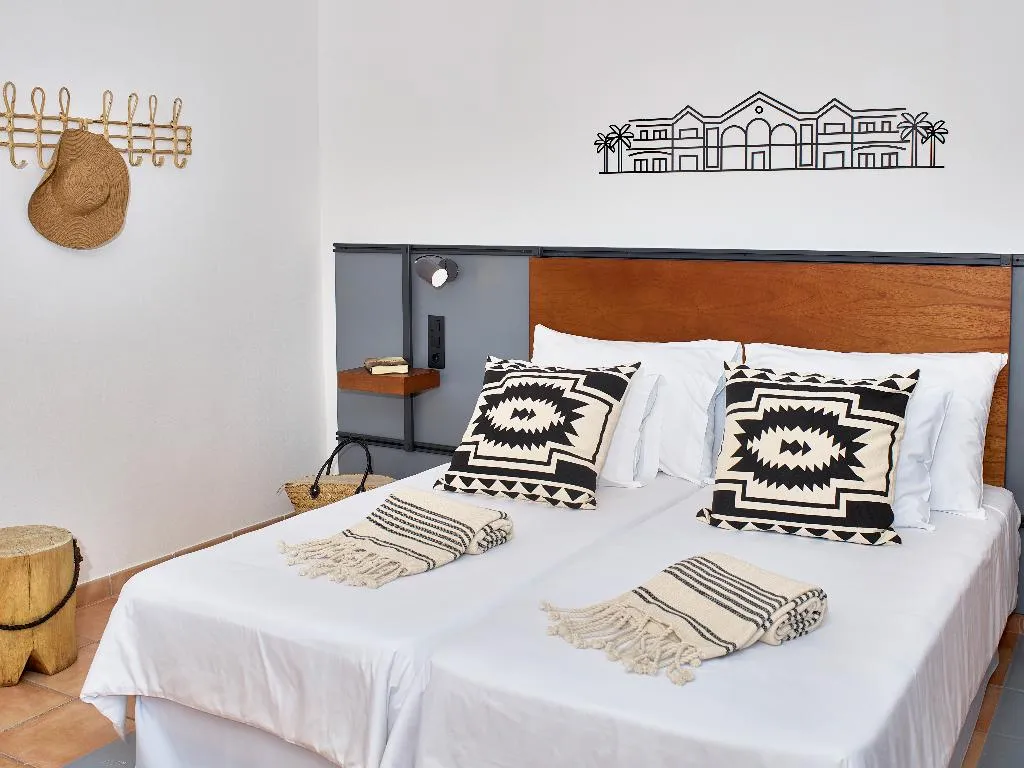 Double or Twin POOL VIEW Room, Coral Cotillo Beach, Fuerteventura