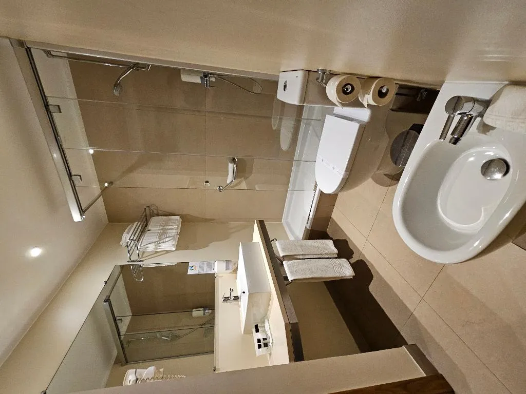 Double or Twin STANDARD Room, Hotel Principe Lisboa, Lisbon