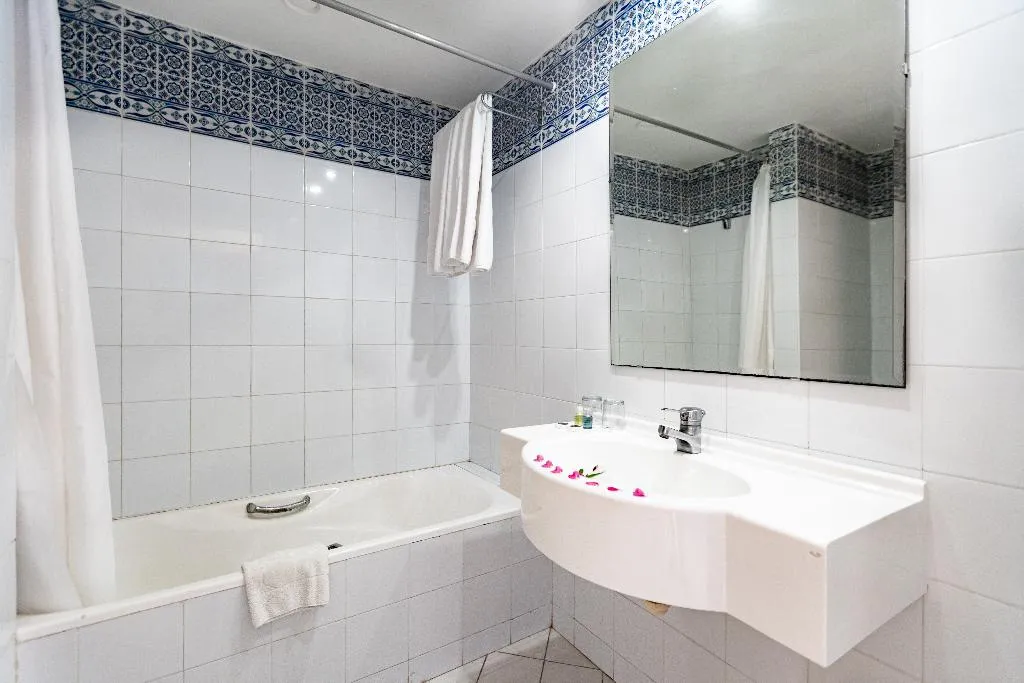 Double or Twin STANDARD Room, Venice Beach Djerba - Couples and Families Only, Tunisia