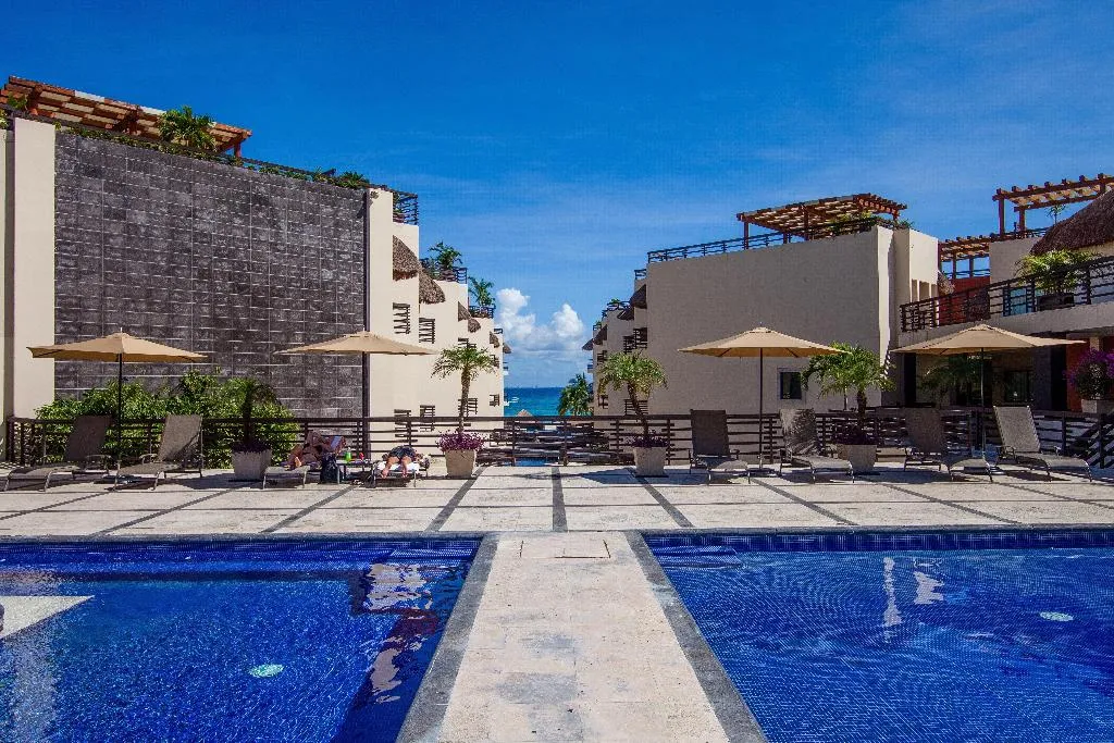 Pool, Aldea Thai by oceanfront, Playa Del Carmen