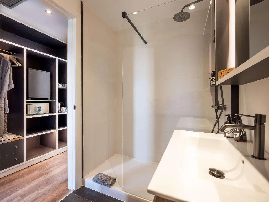 STUDIO KING SIZE BED Room, Innside Barcelona Aeropuerto, Barcelona