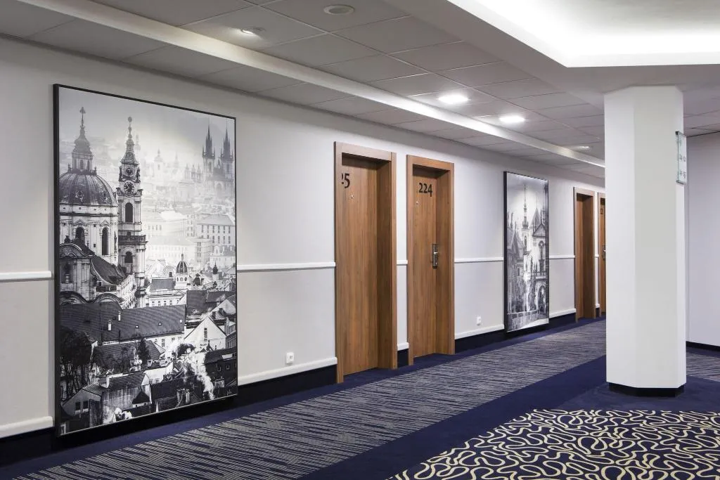 Lobby, Orea Hotel Pyramida, Prague